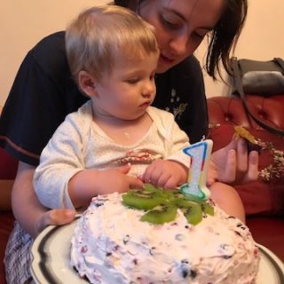 Mascarpone smash cake - baby friendly cake for 1st birthday
