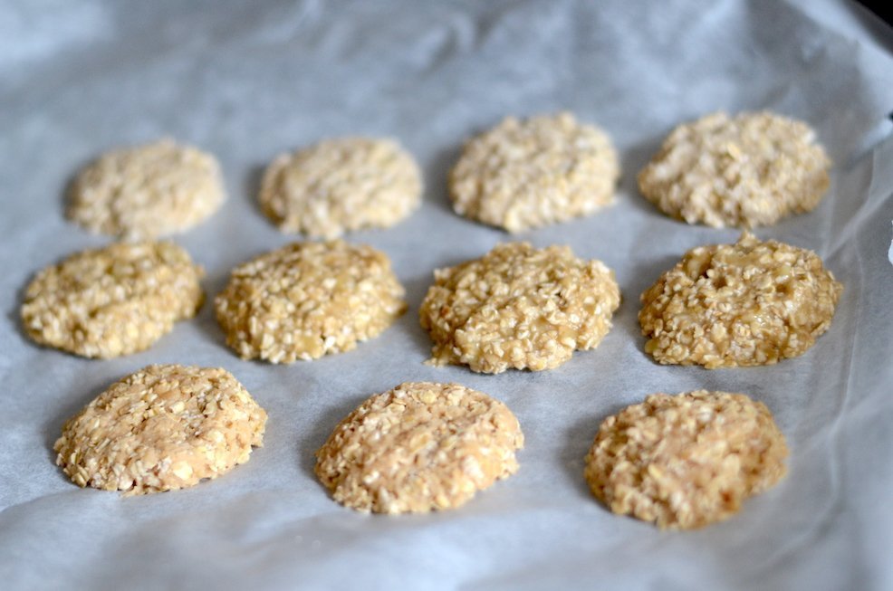 2 ingredient cookies sweetened only with fruit